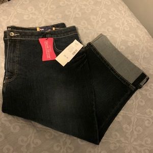 Brand new with tags size 22W woman’s Denim jean capris